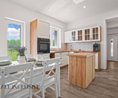 NA PREDAJ 3-IZBOVÝ RODINNÝ DOM V OBCI BALOŇ