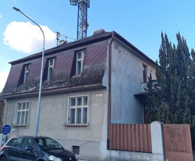 Historický 7.izb RD priamo v centre na skok od parku