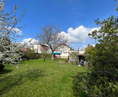 Predaj Rodinný dom s dvoma bytovými jednotkami v Stupave.