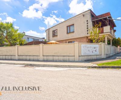 NA PREDAJ APARTMÁNOVÝ DOM VO VEĽKOM MEDERI