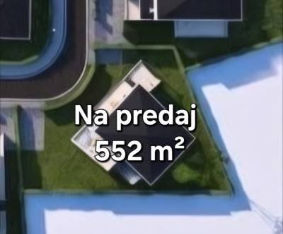 Ponúkame na predaj pozemok v obci Palárikovo