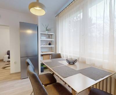 Na prenájom 2-izbový zariadený byt v Holíči.