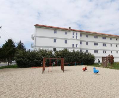 Na predaj 3 izb. byt s balkónom blízko centra, Chorvátsky Grob