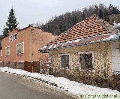 Dva domčeky na jednom pozemku v obci Úhorná