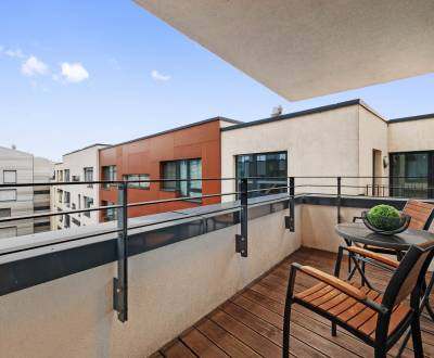 PRENÁJOM - reprezentatívny 2i byt v RIVER PARKU, ideálny aj na firmu