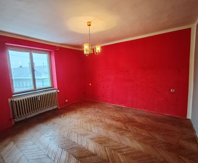 VEĽKÝ DVOJIZBOVÝ BYT 58M² + 2 PIVNICE, VRANOV