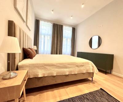 Prenájom priestranného 2-izbového bytu v absolútnom centre Košíc