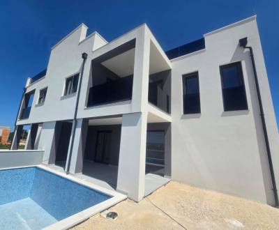 Dvojdom - na predaj - Vrsi