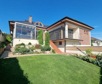 PREDAJ - Exkluzívny rodinný dom - Nitra, Zobor