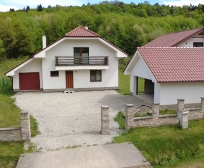 Veľkorysý rodinný dom v tichej časti kde sa príroda stará o komfort