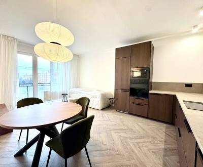 Atraktívny, dizajnový 2i byt v Ružinove, ihneď k nasťahovaniu