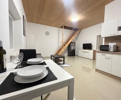 PREDAJ- 2IZBOVÝ MEZONET-59m2-VAJNORSKÁ- Bratislava 