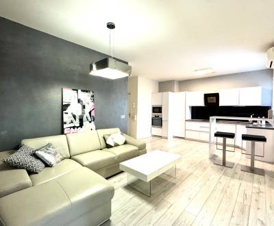 Kramáre, na predaj príjemný 3i byt s terasou, priamo pod lesom 