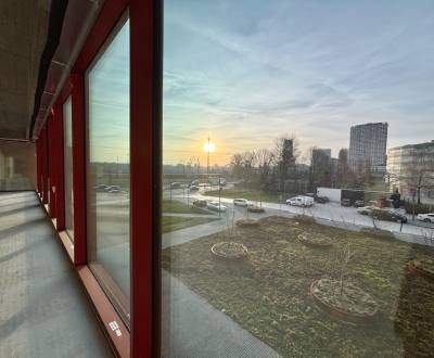 Na PREDAJ | nebytový priestor | Prístavná ulica