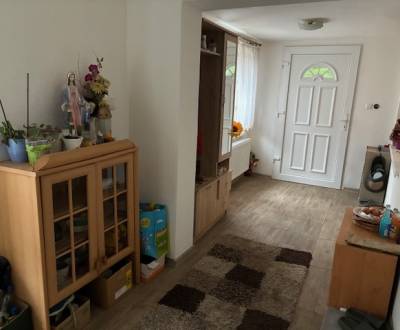 Predám Rodinný dom Červený kameň, pozemok 340 m2