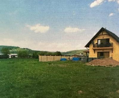 Stavebný rovinatý slnečný pozemok so sieťami, 650m2, Trenčín-Záblatie