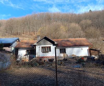Na predaj chalupa  Banská Hodruša v tichej lokalite