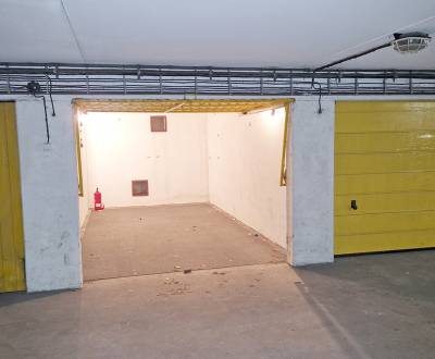 Garáž na Majerníkovej