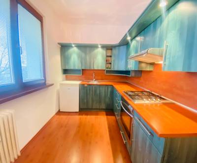 NA PRENÁJOM PRIESRANNÝ 3-IZBOVÝ BYT, UL. ODBOJÁRSKA