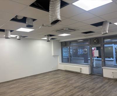 Skutočne výnimočný obchodný priestor na Lichnerovej ulici v Senci 