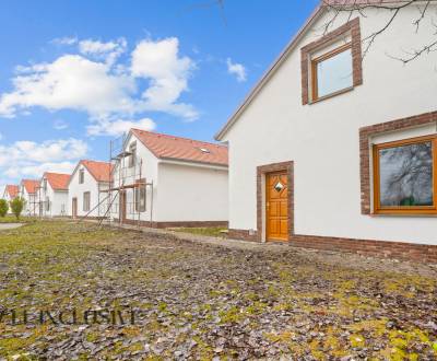 NA PREDAJ 4-IZBOVÉ RD – REZIDENČNÝ PROJEKT, GABČÍKOVO