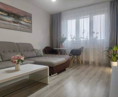 Príjemný, rekonštruovaný a zariadený 1,5 izb, Šalviová/Ružinov