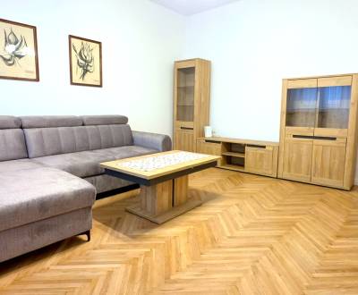 MODERNÝ 2,5i byt, REKONŠTRUKCIA,2 X BALKÓN,Brnianska ulica,Staré Mesto