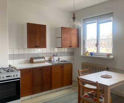 PRENÁJOM  3 izbový byt v rodinnom dome na Zobore, Nitra