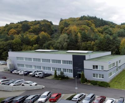 Na prenájom hala 2100 m2  | Nová Dubnica