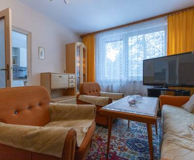 Zariadený 2i byt s parkovaním, Karlova Ves