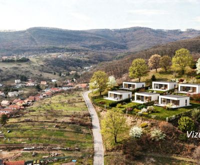 Ponúka  na predaj veľkorysý pozemok v okrese Žarnovica