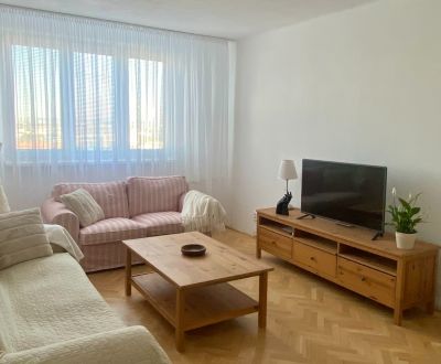 Prenájom 2-izbový byt s klimatizáciou, Nitra-centrum, blízko TABÁŇ