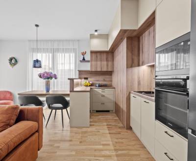 NA PRENÁJOM úplne nový 3i apartmán v projekte Metropolis, BA I