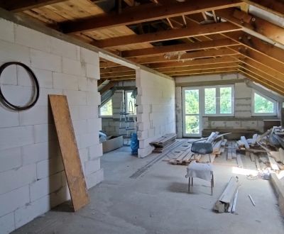 Veľkorysý priestor na Chrenovej čaká na vašu kreativitu. Nitra