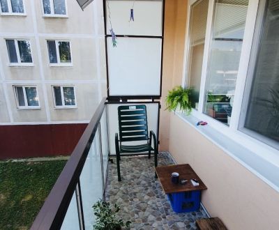 EXKLUZÍVNE NA PRENÁJOM – 4-IZBOVÝ BYT S BALKÓNOM, HLOHOVEC, UL. MATEJA