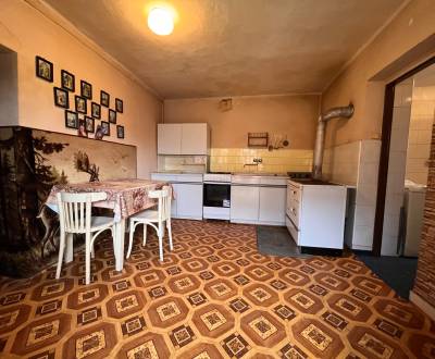 Chalupa alebo dom? Využite potenciál nehnuteľnosti v obci Kvakovce