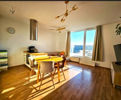 Prenájom 3 izbový byt s terasou, Nový Ružinov, Bratislava II. Ružínov