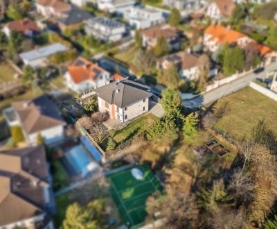 PREDAJ 6-izb. rodinný dom so záhradou a terasou pri lese, Staré Grunty