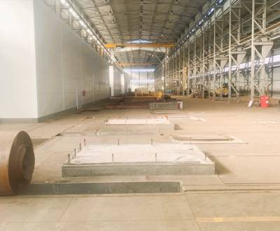 NA PRENÁJOM VÝROBNA A SKLADOVÁ HALA 6544 m², DOBŠINÁ