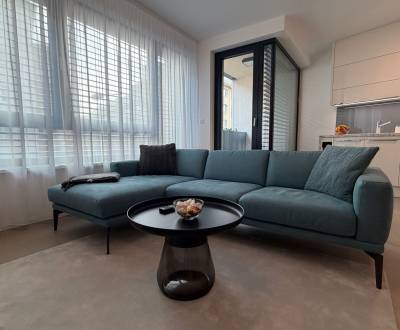 Exk. prenájom lux. 2 iz bytu Rezidencia Blumental