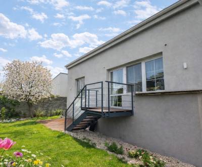 PREDAJ : RODINNÝ DOM, KOMÁRNO