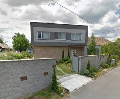 Zrekonštruovaný rodinný dom s peknou záhradou, Bystrička