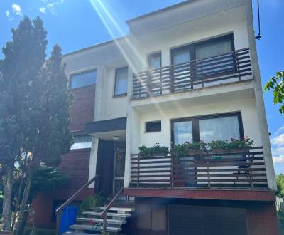 Exk. viacgeneračný RD vo Veľkom Orvišti pri Piešťanoch REZERVOVANÝ