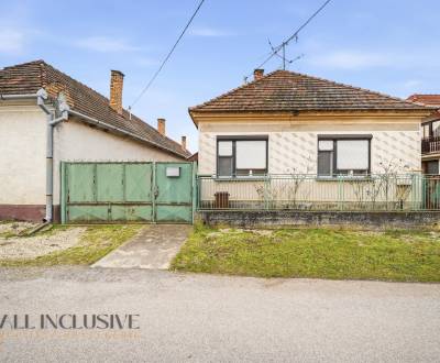 Na predaj 4-izbový rodinný dom, Topoľníky