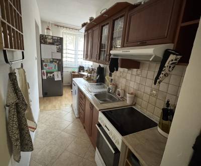 PREDAJ: 3-izbový byt 77 m², Šahy – Výborná investícia aj bývanie 