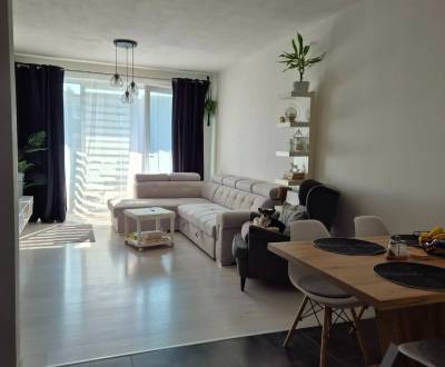 3-izb. byt v obci Blatná na Ostrove, balkón, lodžia, novostavba