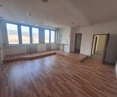 Priestor pre služby na prenájom,  36 m2, Tulska ul., Zvolen - Západ