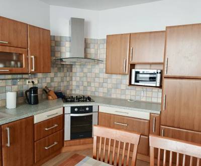 – PRENAJOM – 3 IZBOVÝ BYT – BENIAKOVA – KARLOVA VES 