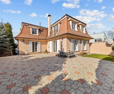 Ponúkame na predaj krásny rodinný dom na Bratislavskej ulici, BA.