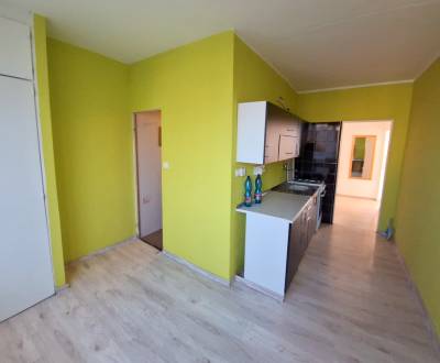 Prenájom  2 izbového bytu 66 m2, Zvolen - Sekier